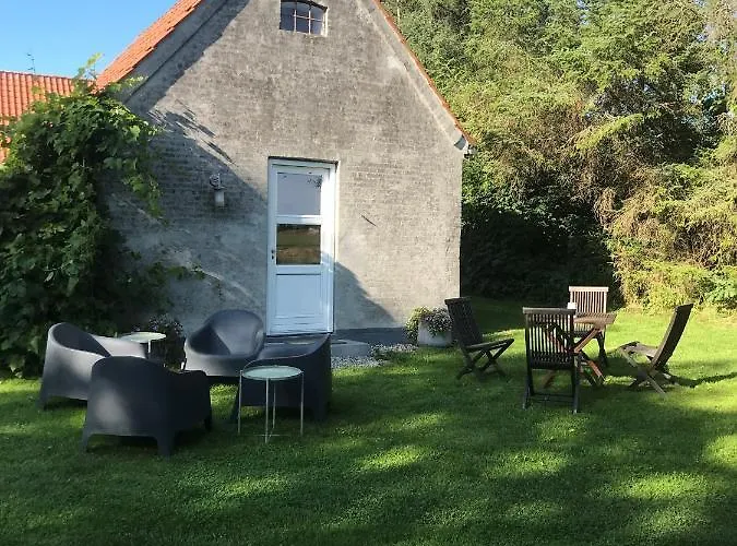Landlig Idyl - Direkte Til Golfbane